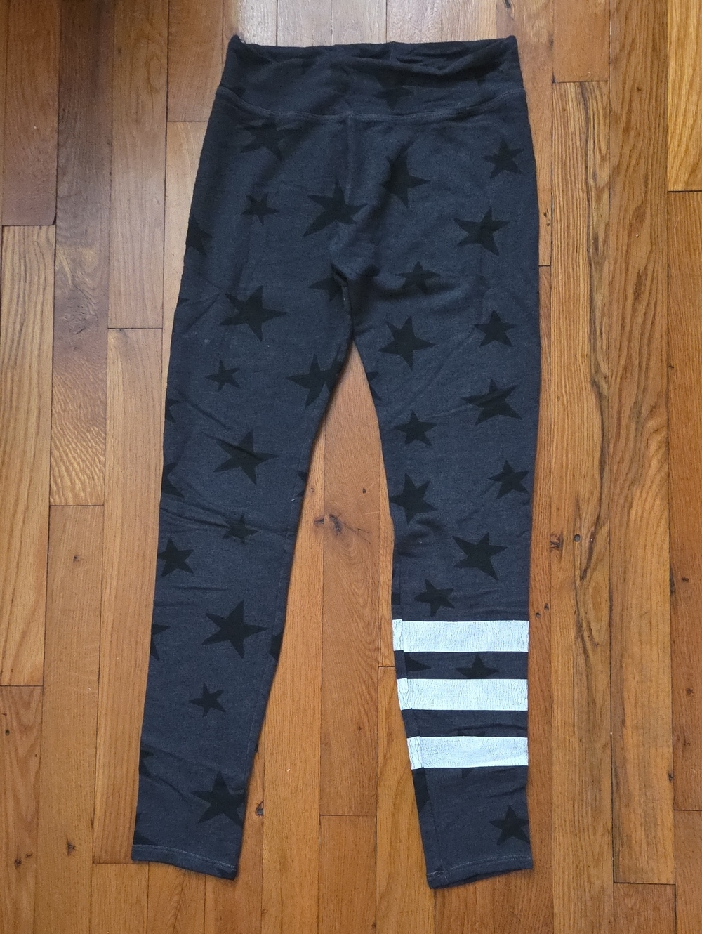 Sundry Black Star-Print Leggings with Silver Hem Stripes